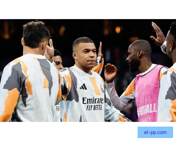 安东尼加盟贝蒂斯欧战14球参与同期仅姆巴佩更强数据耀眼引爆赛场